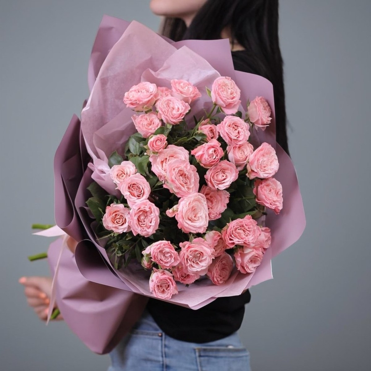 Букет из 7 кустовых роз